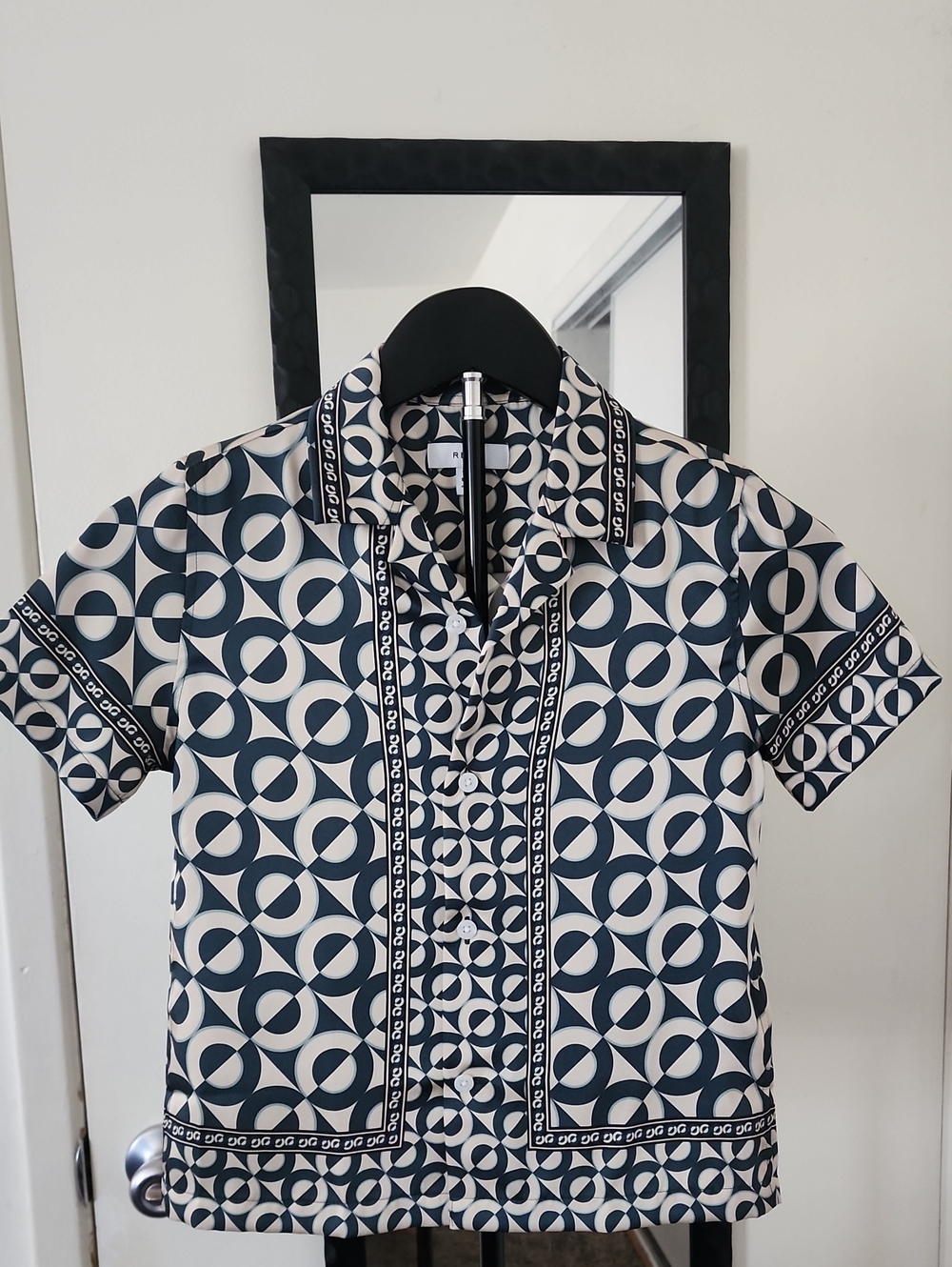 Reiss Geometric Print Short Sleeve Button Front Blouse Retro Mod Top